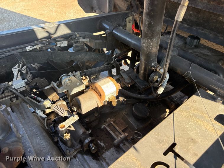 image for item EG1941 2001 Kubota RTV900 utility vehicle