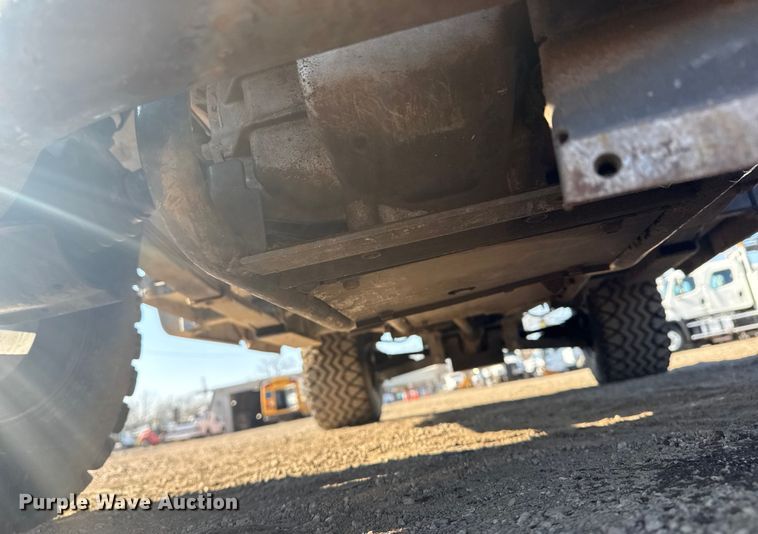 image for item EG1941 2001 Kubota RTV900 utility vehicle