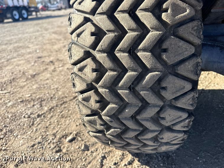 image for item EG1941 2001 Kubota RTV900 utility vehicle