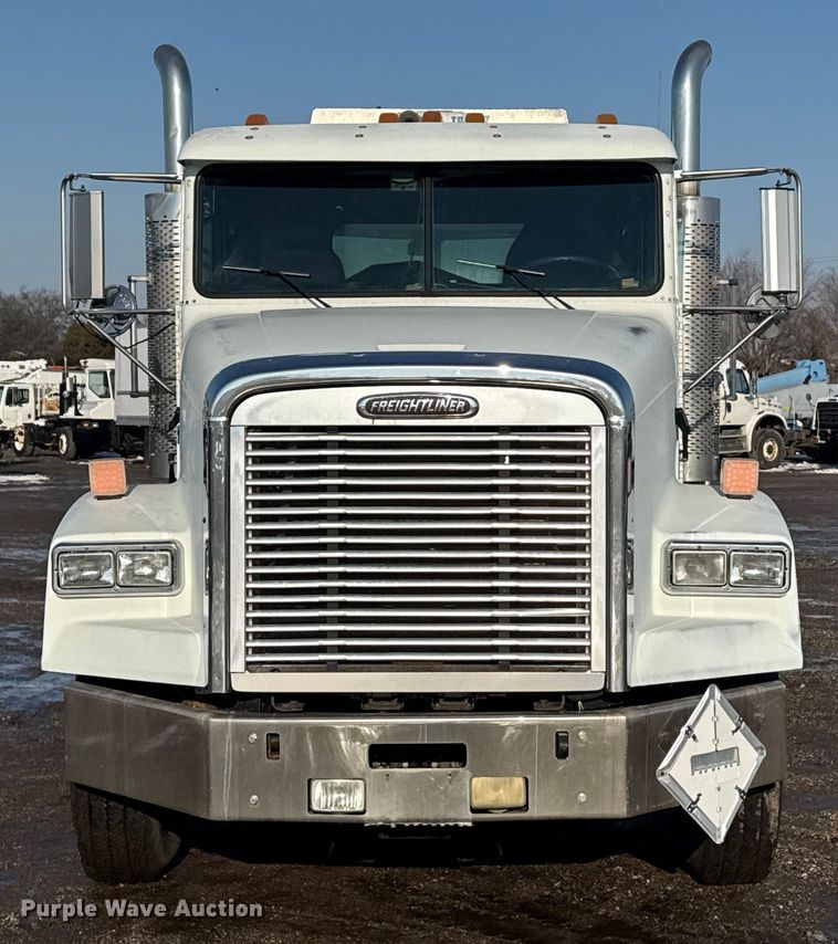 image for item EG2019 2004 Freightliner FLD112 fuel truck
