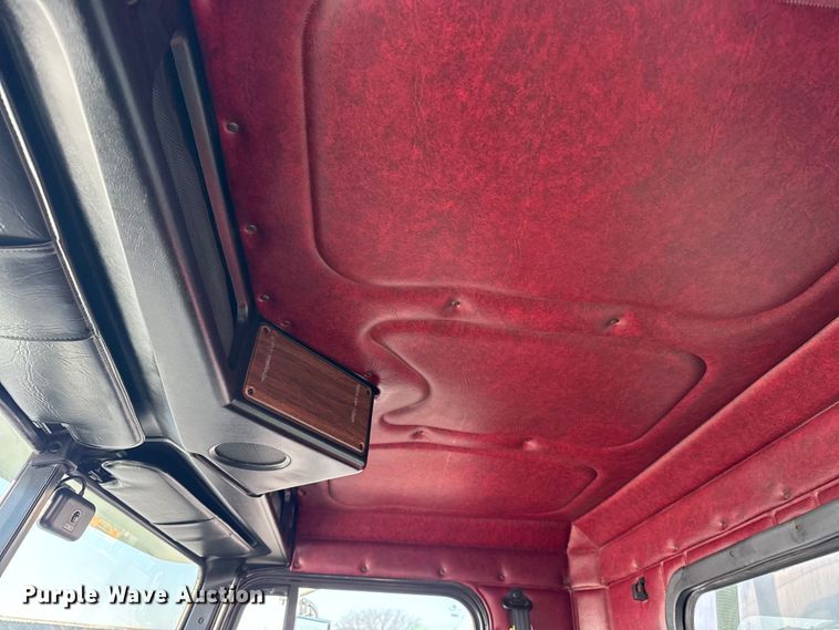 image for item EG2019 2004 Freightliner FLD112 fuel truck