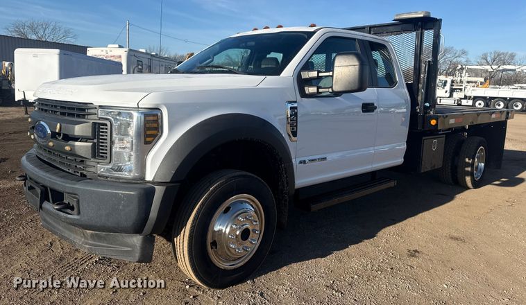 image for item EG2043 2018 Ford F450 Super Duty XL Ext. Cab flatbed pickup truck