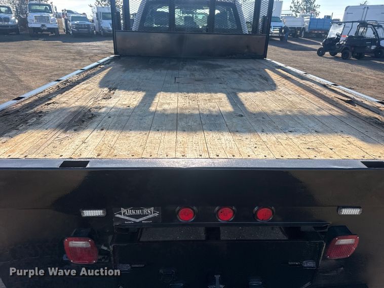 image for item EG2043 2018 Ford F450 Super Duty XL Ext. Cab flatbed pickup truck