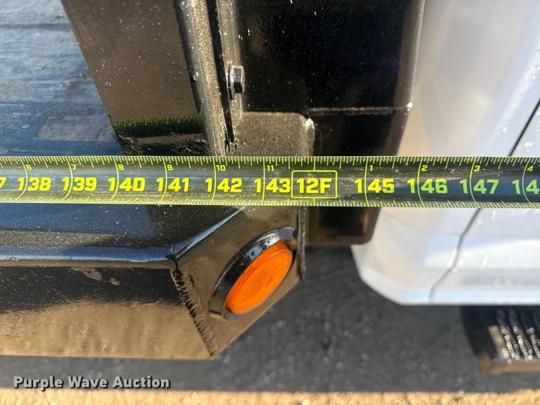 image for item EG2043 2018 Ford F450 Super Duty XL Ext. Cab flatbed pickup truck