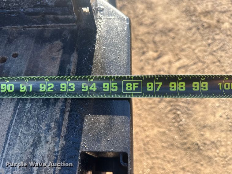 image for item EG2043 2018 Ford F450 Super Duty XL Ext. Cab flatbed pickup truck