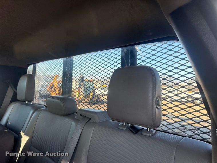 image for item EG2043 2018 Ford F450 Super Duty XL Ext. Cab flatbed pickup truck