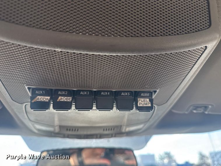 image for item EG2043 2018 Ford F450 Super Duty XL Ext. Cab flatbed pickup truck