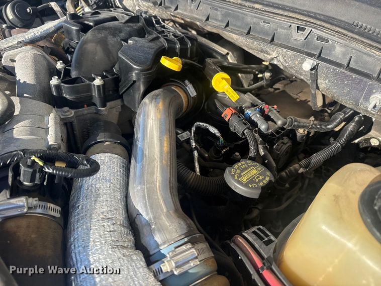 image for item EG2043 2018 Ford F450 Super Duty XL Ext. Cab flatbed pickup truck