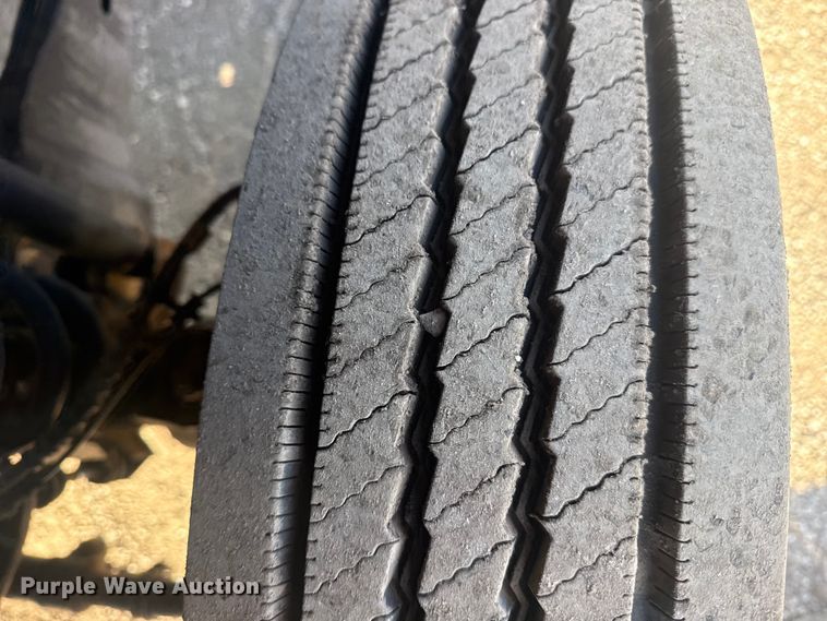 image for item EG2043 2018 Ford F450 Super Duty XL Ext. Cab flatbed pickup truck