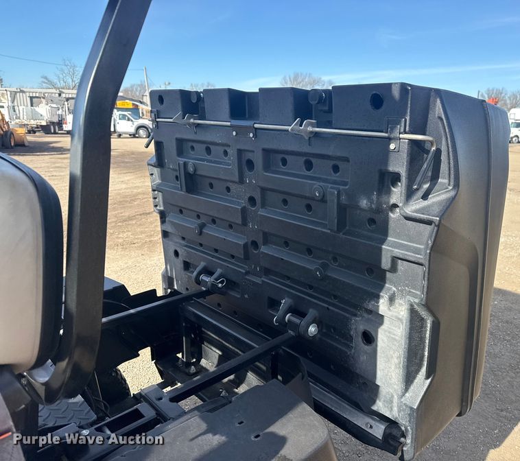 image for item EG2047 Cushman Hauler 800X golf cart