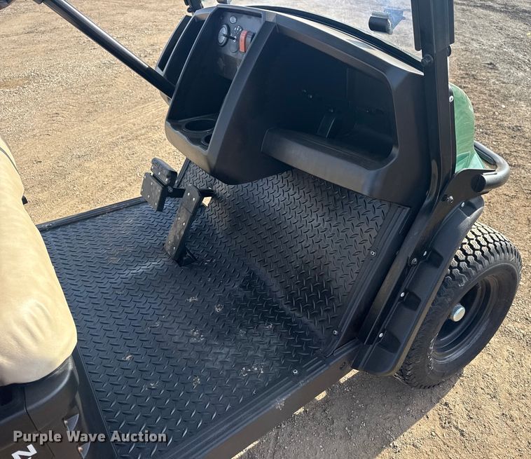 image for item EG2047 Cushman Hauler 800X golf cart