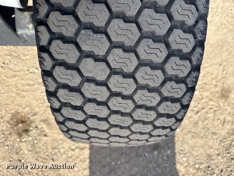 image for item EG2047 Cushman Hauler 800X golf cart