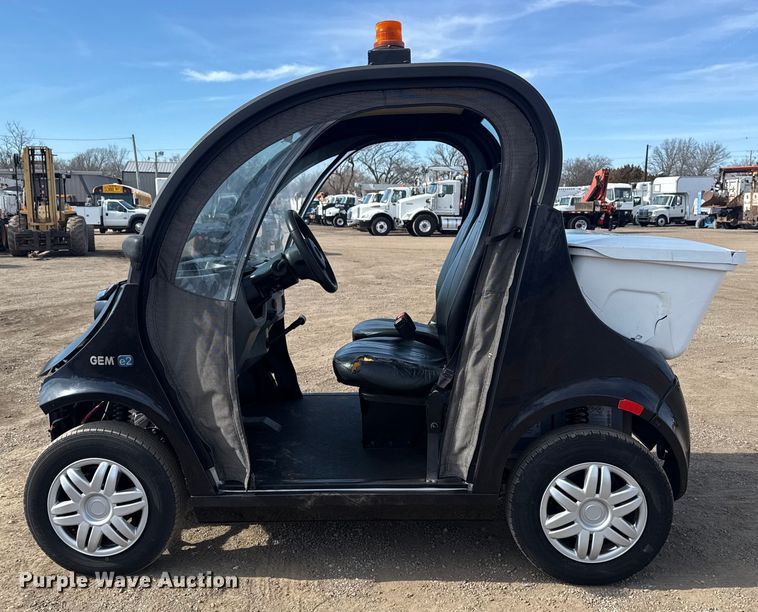 image for item EG2052 2016 Polaris Gem utility vehicle