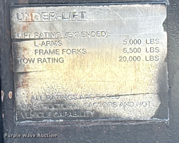 image for item EG2054 1996 International 4700 tow truck