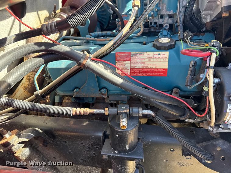 image for item EG2054 1996 International 4700 tow truck