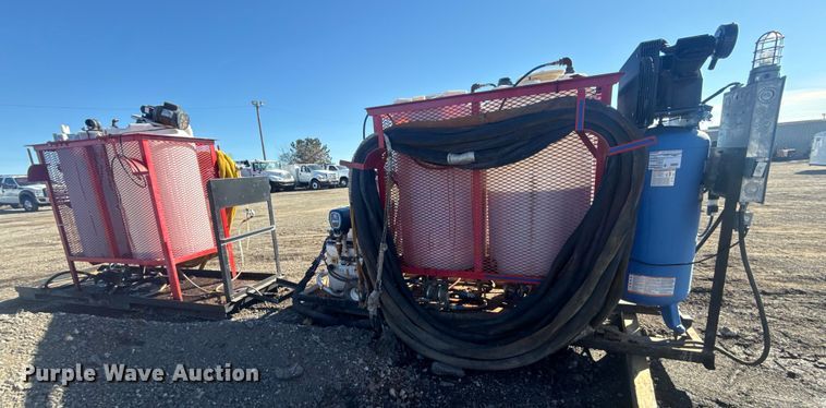 image for item EG2056 Graco Reactor E-20 spray foam insulation machine