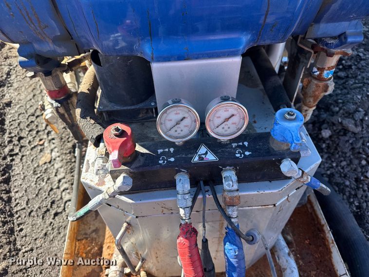 image for item EG2056 Graco Reactor E-20 spray foam insulation machine