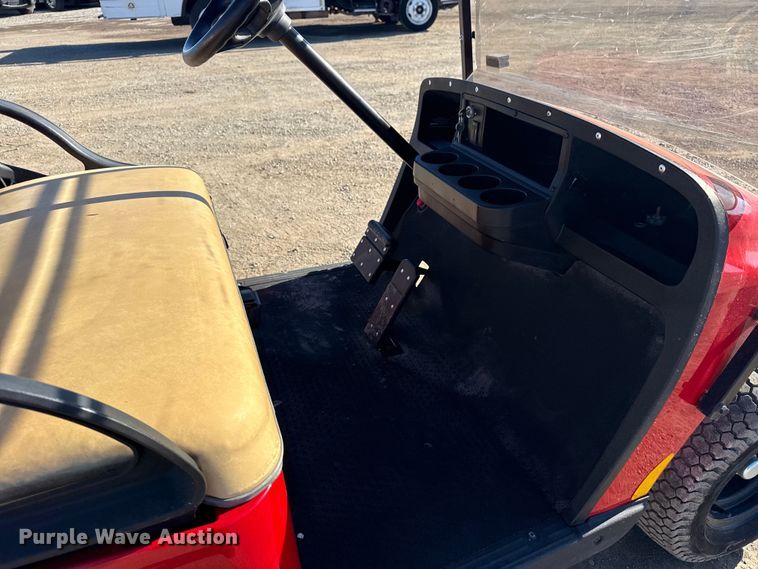 image for item EG2057 2022 EZ-GO Valor golf cart