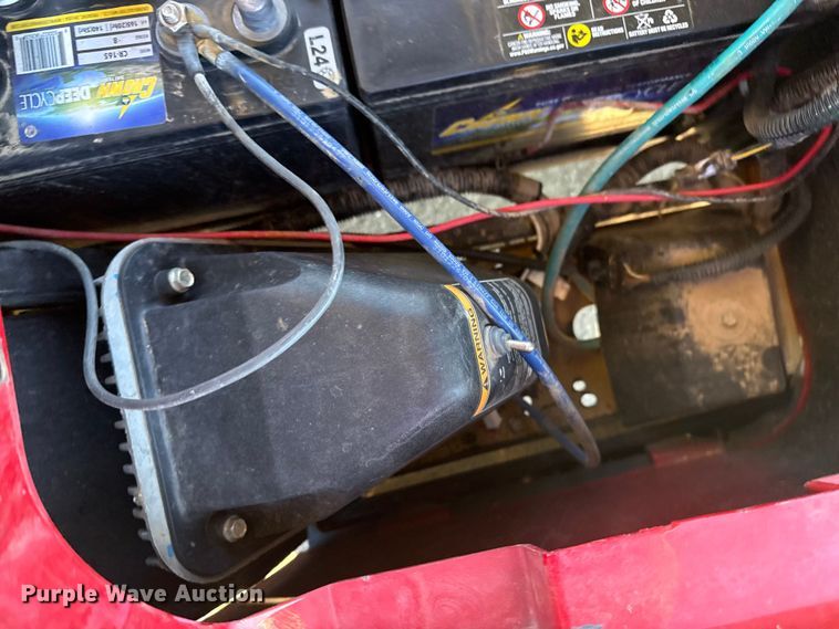 image for item EG2057 2022 EZ-GO Valor golf cart