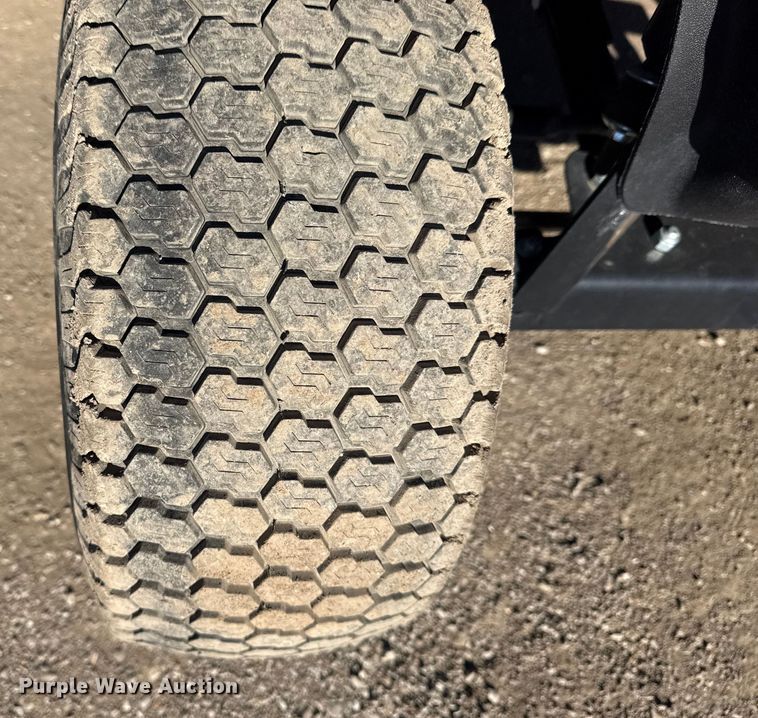 image for item EG2057 2022 EZ-GO Valor golf cart