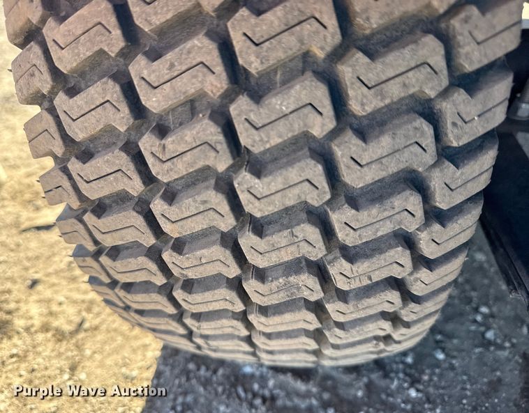 image for item EG2057 2022 EZ-GO Valor golf cart