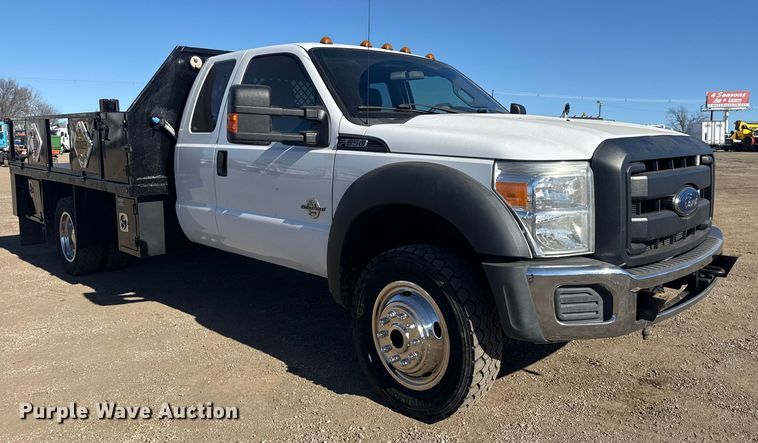 image for item EG2064 2016 Ford F550 Super Duty flatbed truck