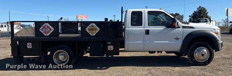 image for item EG2064 2016 Ford F550 Super Duty flatbed truck