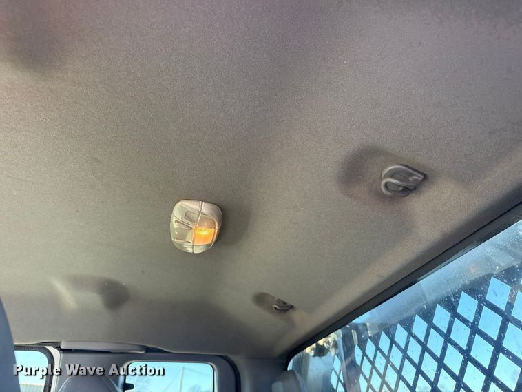 image for item EG2064 2016 Ford F550 Super Duty flatbed truck