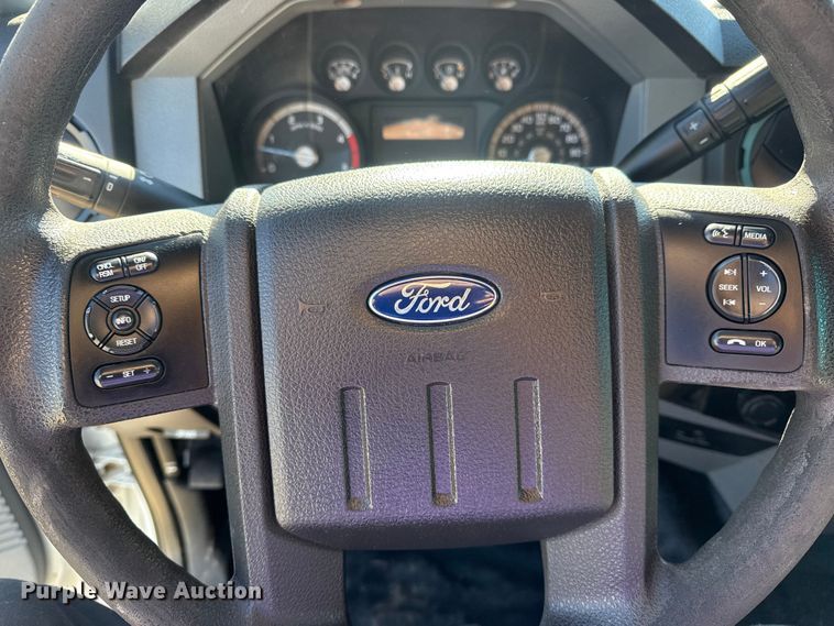 image for item EG2064 2016 Ford F550 Super Duty flatbed truck