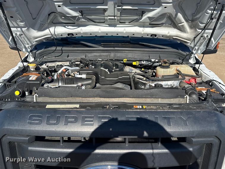 image for item EG2064 2016 Ford F550 Super Duty flatbed truck