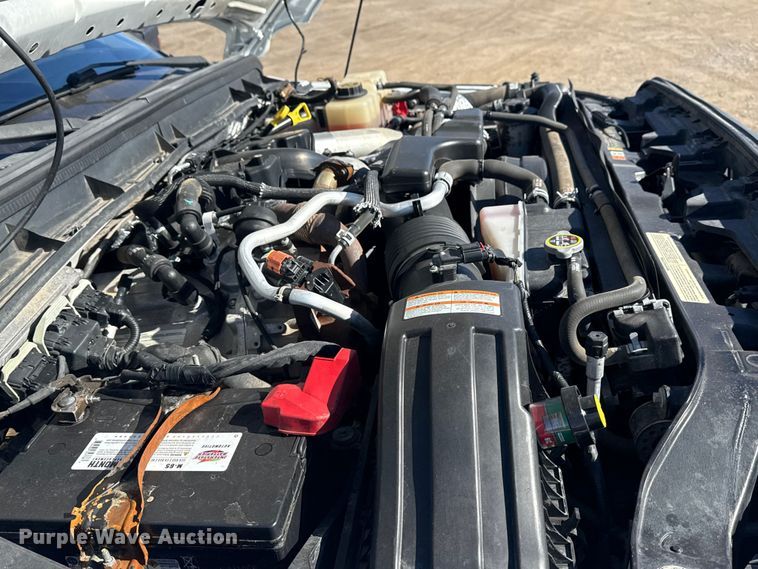 image for item EG2064 2016 Ford F550 Super Duty flatbed truck