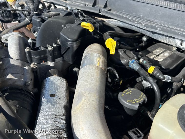 image for item EG2064 2016 Ford F550 Super Duty flatbed truck