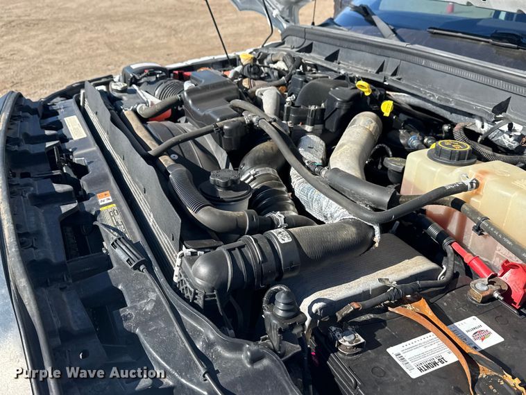 image for item EG2064 2016 Ford F550 Super Duty flatbed truck