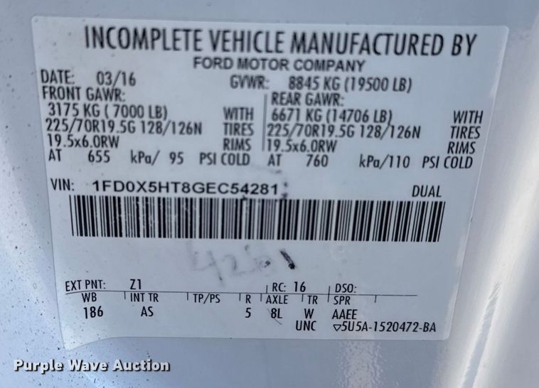 image for item EG2064 2016 Ford F550 Super Duty flatbed truck