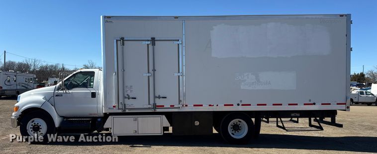 image for item EG2066 2012 Ford F750 Super Duty XL paper shredder truck