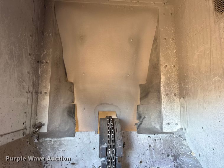 image for item EG2066 2012 Ford F750 Super Duty XL paper shredder truck