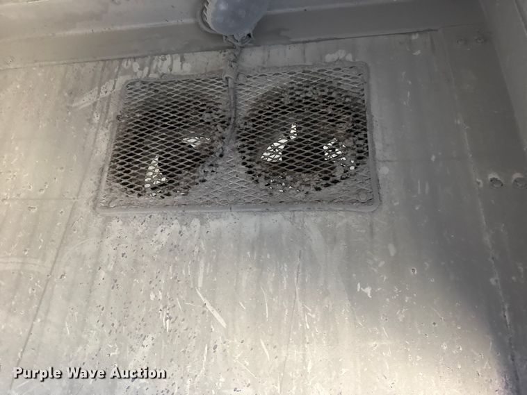 image for item EG2066 2012 Ford F750 Super Duty XL paper shredder truck