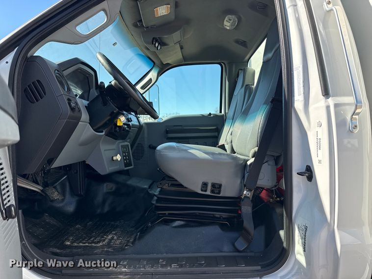 image for item EG2066 2012 Ford F750 Super Duty XL paper shredder truck