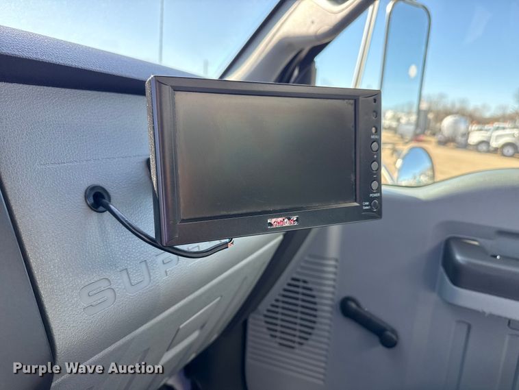 image for item EG2066 2012 Ford F750 Super Duty XL paper shredder truck