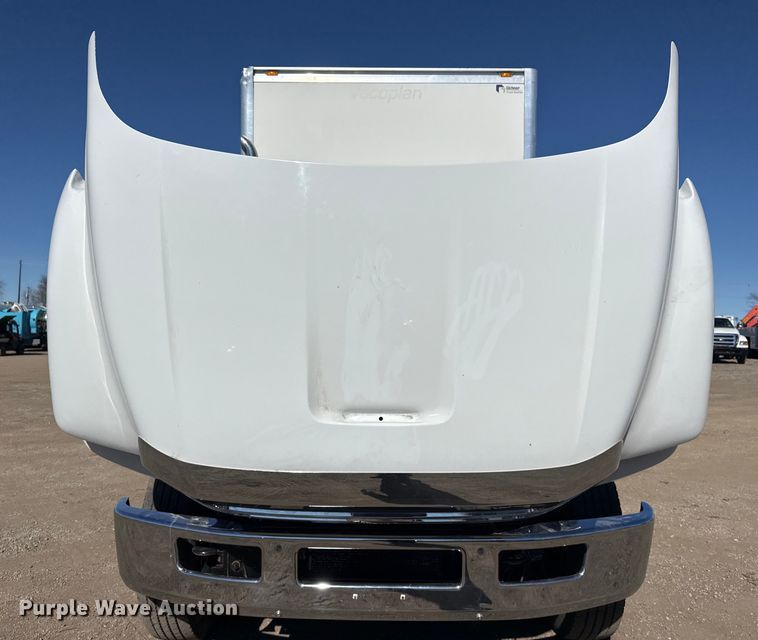 image for item EG2066 2012 Ford F750 Super Duty XL paper shredder truck