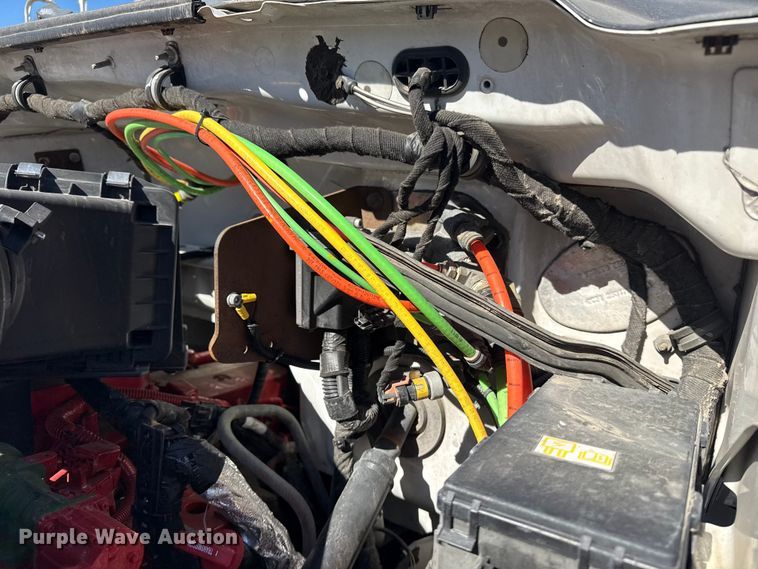 image for item EG2066 2012 Ford F750 Super Duty XL paper shredder truck