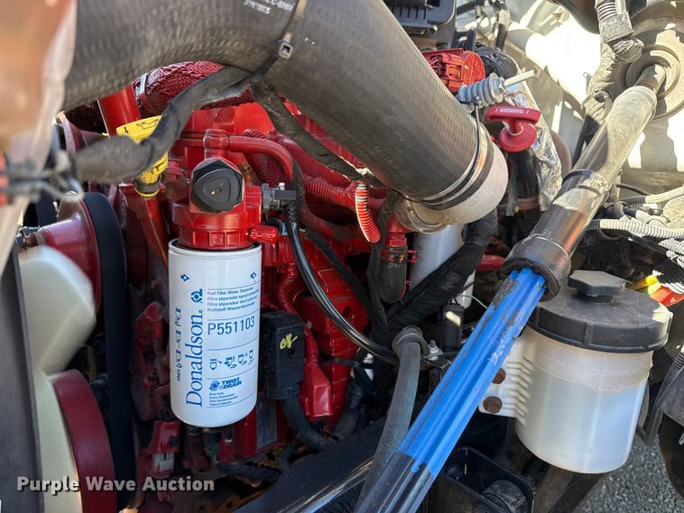 image for item EG2066 2012 Ford F750 Super Duty XL paper shredder truck