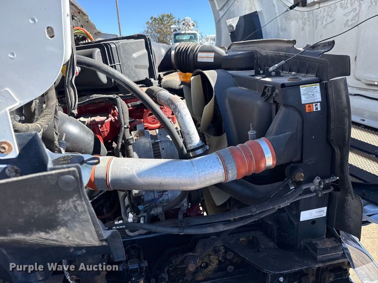 image for item EG2066 2012 Ford F750 Super Duty XL paper shredder truck