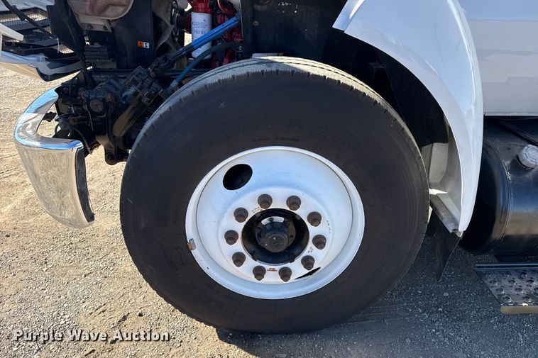 image for item EG2066 2012 Ford F750 Super Duty XL paper shredder truck