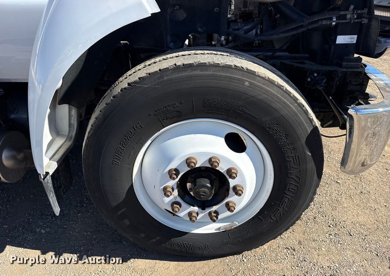 image for item EG2066 2012 Ford F750 Super Duty XL paper shredder truck