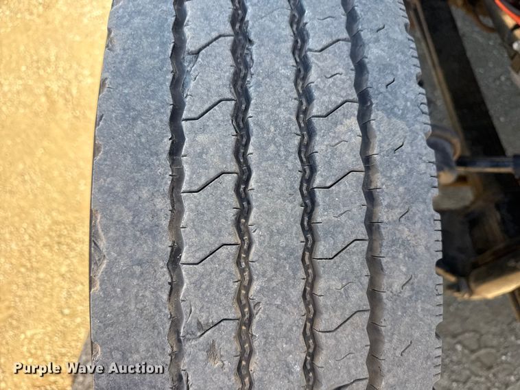 image for item EG2066 2012 Ford F750 Super Duty XL paper shredder truck