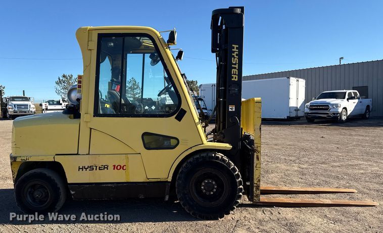 image for item EG2071 2004 Hyster H100XM forklift