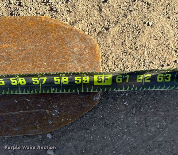 image for item EG2071 2004 Hyster H100XM forklift