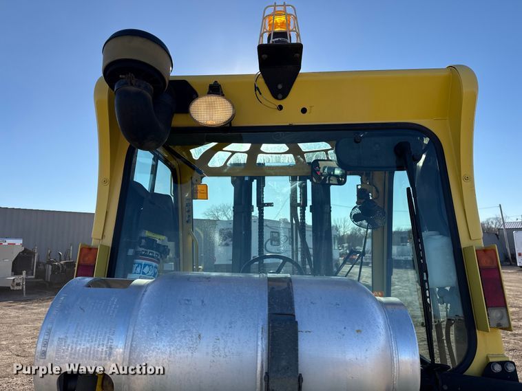 image for item EG2071 2004 Hyster H100XM forklift