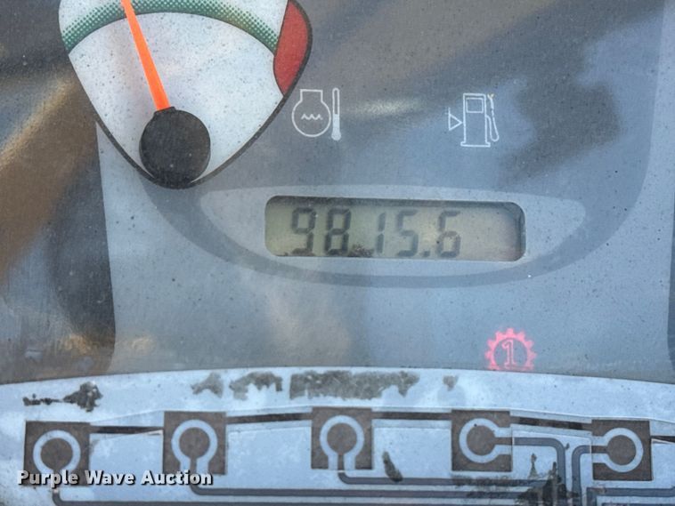 image for item EG2071 2004 Hyster H100XM forklift